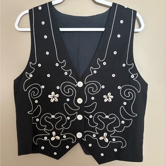 Vintage Jackets & Blazers - coastal cowgirl western yallternative button up cotton embroidered seashell vest